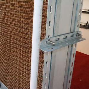 Système de refroidissement intelligent par rideau humide Polygold pour la ventilation des serres d'élevage et de volailles - Product Image 1