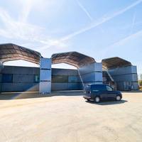 Abri conteneur à toit en chevalet simple 12x18 m pour le stockage d'équipements