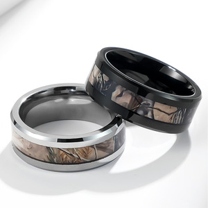 Anillo de camuflaje de acero de tungsteno para hombre, banda negra de 8mm, joyería informal, anillo para dedo índice, resistente a los arañazos, a prueba de cuchillos - Product Image 2