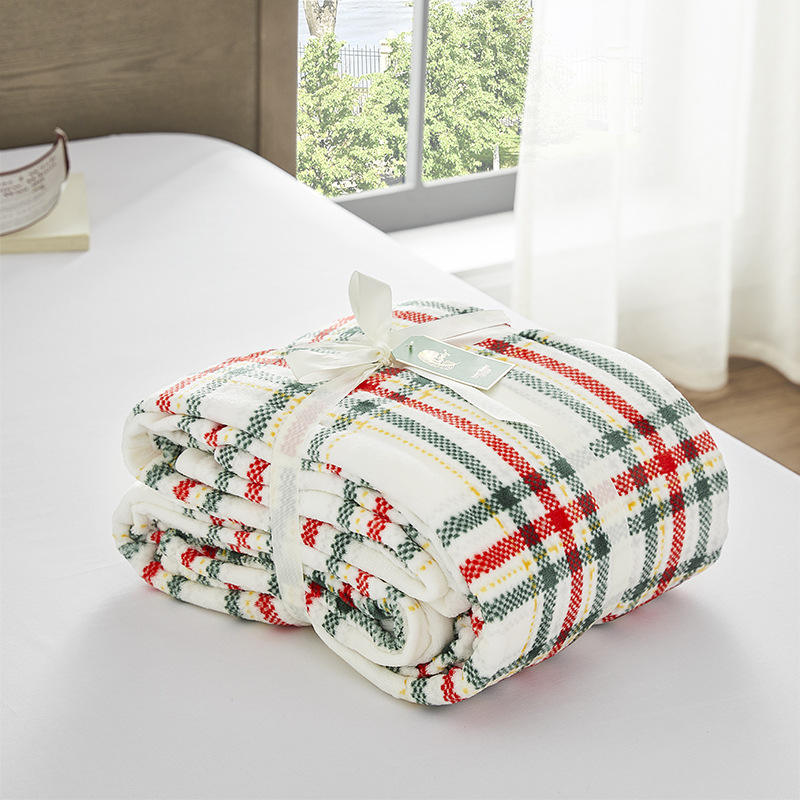 Red and green holiday plaid (1.53kg)