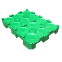 Palettes Euro en plastique HDPE durables à prix d'usine Entrée 4 voies à simple face pour usage industriel Bouteilles d'eau de 5 gallons 4000kg