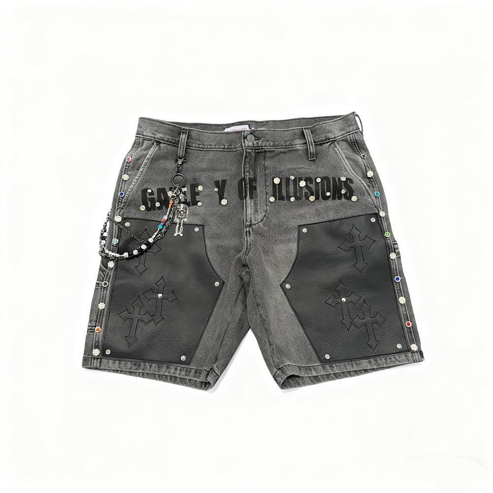 Pantalones cortos con cadenas: mejora tu estilo este verano