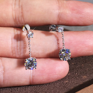 Orecchini E1261 in Oro Bianco con Diamanti Taglio Brillante Rotondo Colore D Certificati Naturali Gioielli Classici da Sposa per Donna - Product Image 4