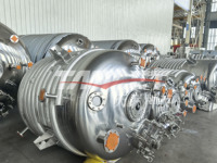 Réservoirs de chauffage et de mélange à chemise chauffante de 1000L, 2000L, 3000L, 5000L, réacteurs en acier inoxydable pour la fabrication