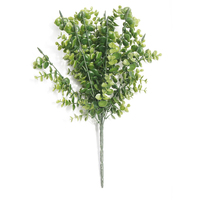 Fournisseur chinois vendant de la herbe artificielle naturelle en petits bouquets, résistante aux UV, écologique, en plastique, pour la décoration de la maison