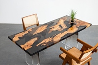 Table tendance en bois d'olivier et résine époxy quadrate complète - Table à manger et à thé en bois massif avec bloc de résine unique