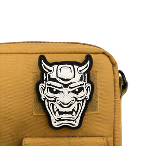 Máscara japonesa Hannya bordada 3D lentejuelas PVC Iron-On prenda parche brazalete <span class=keywords><strong>moral</strong></span> insignia - Product Image 2