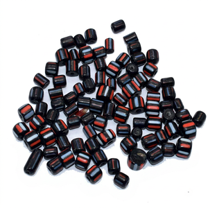 Mini perles africaines Chevron |   Petites perles de verre du Ghana 6mm/11mm en boîte - Product Image 1