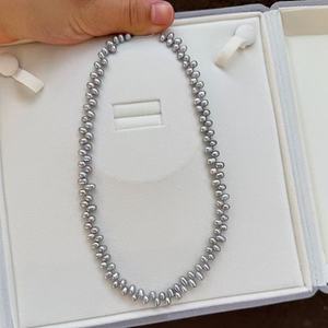 <span class=keywords><strong>Perle</strong></span> di Riso d'Acqua Dolce Naturali 4mm Tinte di Grigio con Foro Superiore per <span class=keywords><strong>Collane</strong></span> e Bracciali, Materiale Semilavorato - Product Image 4