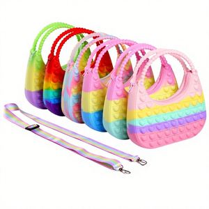 Bolso Bandolera Infantil Impermeable de Gel de Sílice con Diseño de Media Luna y Burbujas Antiestrés, Pionero en Control de Roedores Transfronterizo - Product Image 1