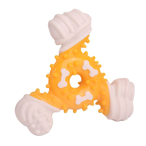 Jouet à mâcher pour chien en caoutchouc écologique classique Evernew Creative New, design Clover <span class=keywords><strong>Dart</strong></span>, pour le divertissement des animaux de compagnie - Product Image 1