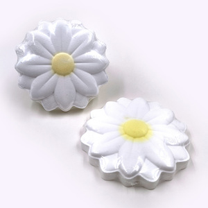 OEM Pequeña Flor de Margarita Orgánica para Baño, para Productos de Lujo Hechos a Mano, Experiencia de Baño Relajante para una Piel Suave y Radiante, Caja de Regalo con Sal de Baño - Product Image 5