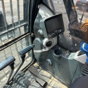 Excavatrice d'occasion Hyundai 305 305lc-9t 30 tonnes, prix bas, faible nombre d'heures de fonctionnement, matériel de construction d'occasion - Product Image 6