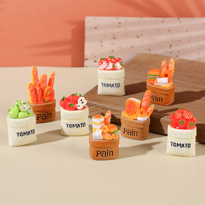 Juguete de Comida Simulado en 3D, Baguette de Resina, Adorno Artesanal, Modelo en Miniatura, Decoración de Cocina, 4 Piezas - Product Image 2