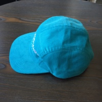 Gorra de béisbol azul personalizada de 5 paneles con cordón de pana, gorra lisa estilo campamento con correa y visera plana desestructurada