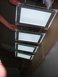 กล่องไฟคริสตัลสำหรับแสดงที่หน้าต่างร้านอาหารแบบแขวน - Product Image 6