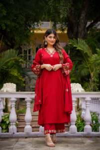 Women's Embroidered Quick Dry Kurta Pant Set Traditional Indian Pakistani Casual Wear Regular Fit Regular-Length Chanderi Party - Product Image 4