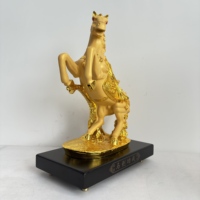 Statue de cheval volant doré de luxe en résine, figurine animale de style chinois, cadeau de Noël pour la décoration Feng Shui de la maison et usage professionnel
