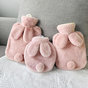 Bouteille réutilisable de haute qualité avec oreilles de lapin mignonnes, bouteille d'eau chaude de différentes tailles au choix avec housse - Product Image 4