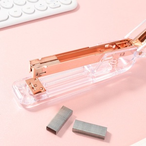 Mini <span class=keywords><strong>grapadora</strong></span> manual de plástico transparente, color oro rosa, que ahorra esfuerzo, para 20 hojas, para oficina, transfronteriza, normal 23/12, al por mayor - Product Image 3