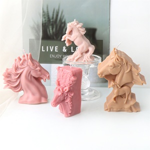 Molde de Silicona para Velas con Diseño de Caballo Saltando, Molde de Resina para Jabón con Diseño de Madre e <span class=keywords><strong>Hijo</strong></span> Caballero, Esculturas Decorativas para el Hogar y Manualidades - Product Image 1
