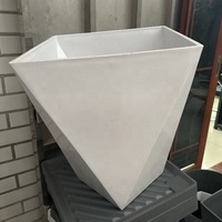 Pot Bunga Plastik Bentuk Berlian Putih Murah Ramah Lingkungan untuk Rumah & Taman