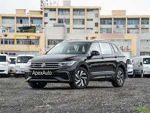 Algeria, Gran Venta para Tiguan Sedán <span class=keywords><strong>2</strong></span>.0T, 5 Asientos de Tela, Volante a la Izquierda, Automático, Luces LED Potentes, Pantalla Táctil de 12 Pulgadas - Product Image 3