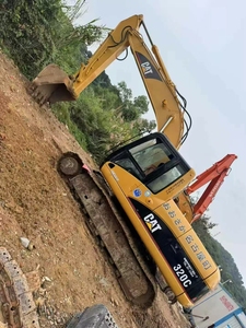 Excavatrice sur chenilles d'occasion Caterpillar 320D pour travaux de terrassement, modèles Cat 320, 320C, 320D2 - Product Image 3