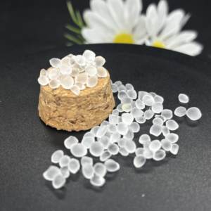 مادة مركبة مرنة من <span class=keywords><strong>TPR</strong></span> مقاومة للانزلاق ومتينة بدرجة صلابة 0A لنعل الأحذية الرياضية من ماركة LONGZHENG باللون الأبيض بتقنية القولبة بالحقن - Product Image 1