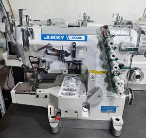 JUKKY 600W <b>High</b> Speed Cover Stitch Flat Lock Sewing Machine for T-shirt 3 Needle Flat-<b>bed</b> Interlock Industrial Sewing Machine - Product Image 2