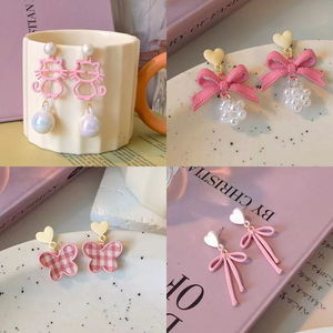 Pendientes de Moda con Lazo Rosa y Corazón, Estilo Dulce y Lindo, Diseño Exclusivo y Elegante para Mujer - Product Image 4