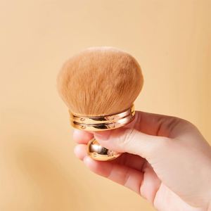 Pinceau Kabuki personnalisé Ulikeke avec logo, grand format, doux et moelleux, pour poudre, blush, fond de teint, illuminateur corporel, bronzer, paillettes - Product Image 4
