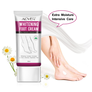 ALIVER <span class=keywords><strong>Crème</strong></span> réparatrice <span class=keywords><strong>pour</strong></span> <span class=keywords><strong>les</strong></span> <span class=keywords><strong>pieds</strong></span> anti-fissure professionnelle biologique <span class=keywords><strong>Meilleure</strong></span> <span class=keywords><strong>crème</strong></span> nourrissante adoucissante et blanchissante <span class=keywords><strong>pour</strong></span> <span class=keywords><strong>les</strong></span> <span class=keywords><strong>pieds</strong></span> - Product Image 4