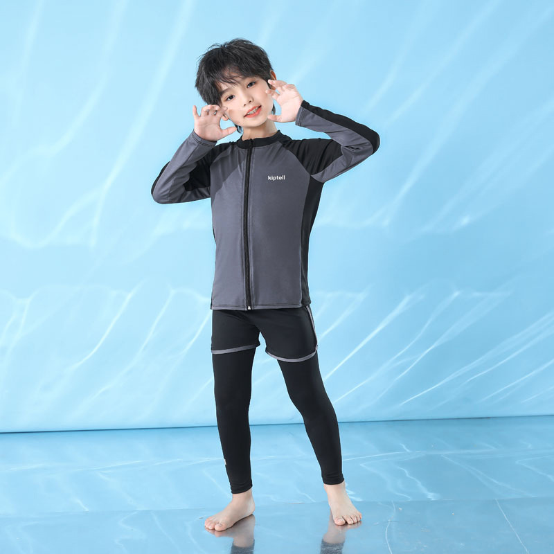 Ensemble trois pièces gris pour garçon