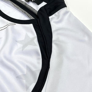 เสื้อฟุตบอลสโมสรเยาวชนเสื้อเจอร์ซีย์สีขาวพิมพ์ลายพิมพ์ซับลิเมชันดีไซน์สตรีท - Product Image 5