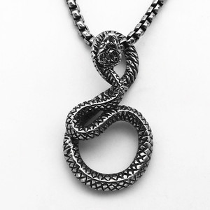 Yunnique Collar con colgante de serpiente de acero inoxidable unisex, diseño de animales, estilo geométrico retro, joyería de moda - Product Image 1