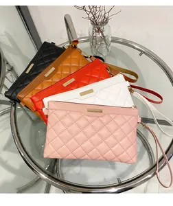 Bolso de Mano <span class=keywords><strong>Acolchado</strong></span> y Bordado para Mujer 2026, Bolso Cruzado Moderno y Portátil con Cierre de Cremallera para Otoño, Venta al Por Mayor de Fábrica - Product Image 4