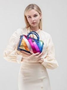 <span class=keywords><strong>Sac</strong></span> bandoulière matelassé style Kurt Geiger avec tête d'aigle - Mini <span class=keywords><strong>sac</strong></span> à bandoulière color block avec chaîne et embellissement en cristal, tendance - Product Image 4