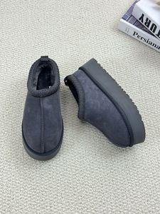 Pantofole in Lana Integrata di Pelle di Pecora di Alta Qualità OEM&ODM Marca UGS Scarpe Invernali da Donna - Product Image 5