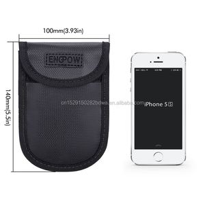 เคสกุญแจรถยนต์คาร์บอนไฟเบอร์ซิลิโคนไฟเบอร์กลาสแฟชั่น ป้องกัน RFID พร้อมพวงกุญแจ ป้องกันสัญญาณ  กระเป๋าใส่กุญแจ - Product Image 3