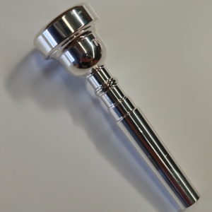 Fabricante al por mayor latón/cobre accesorios <span class=keywords><strong>para</strong></span> instrumentos musicales B <span class=keywords><strong>boquilla</strong></span> de soplado de afinación con apariencia plateada - Product Image 3