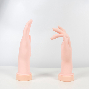 Main d'entraînement pour la pose d'ongles en acrylique, outil de manucure flexible et pliable, modèle de main de mannequin pour présentation en salon, kit complet - Product Image 1