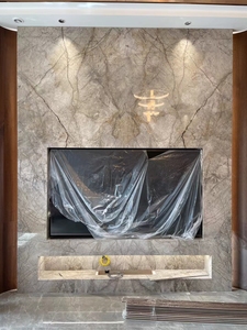 แผ่นหินอ่อนธรรมชาติสีเงินรูท หินอ่อนสีเทาลาซา พร้อมลายเส้นสีน้ำตาลเทาขนาดใหญ่ สำหรับปูพื้น ผนัง บันได โครงการต่างๆ ตัดตามขนาดที่ต้องการ - Product Image 3