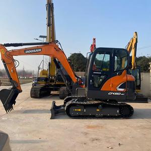 Excavatrice Doosan DX60-9C de 6 tonnes, poids opérationnel, taille mini, certifiée d'origine - Product Image 4