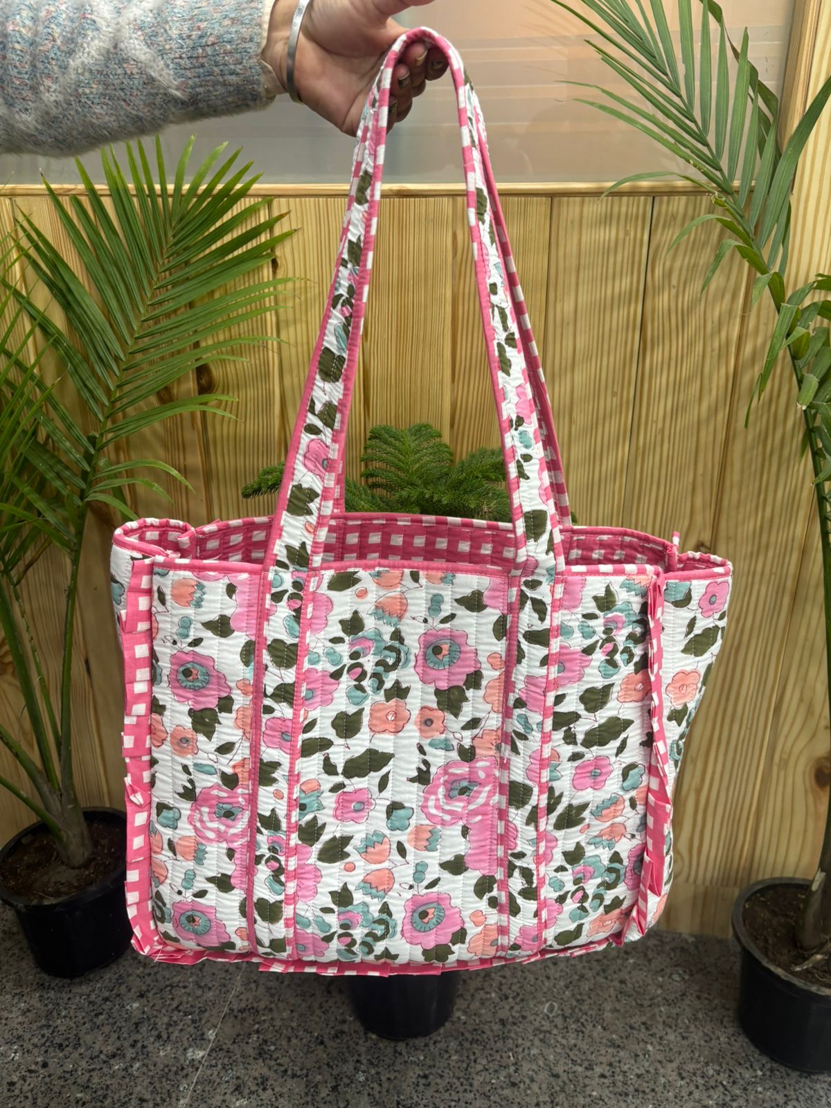 เช่นเดียวกับภาพ