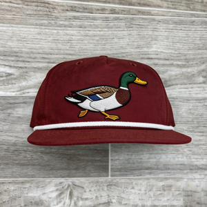 Casquette 5 panneaux personnalisée OEM Vietnam, casquette de sport à visière plate, casquette homme femme avec logo brodé canard - Product Image 6