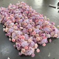 Op maat gemaakte bloemenbogenarrangement met kunstbloemen voor bruiloftstafeldecoratie