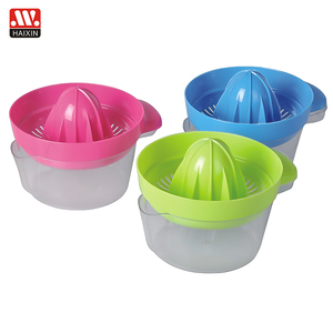 <span class=keywords><strong>Presse</strong></span>-agrumes manuel 0,65 L avec tasse doseuse intégrée et râpe - Product Image 3