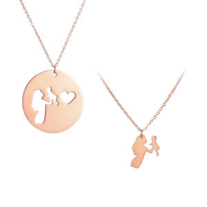 Perhiasan modis ibu memegang anak bentuk hati cinta liontin liontin kalung kustom hadiah Hari Ibu - Product Image 6