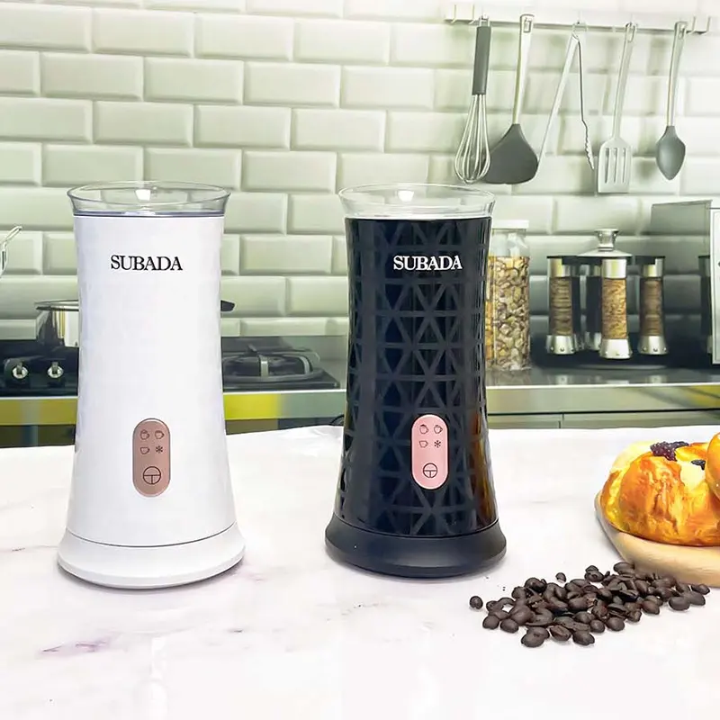 コーヒー用電気ミルク泡立て器と蒸し器4in1自動ホットコールドデンスフォームメーカーとミルクウォーマーコーヒーホットチョコレート